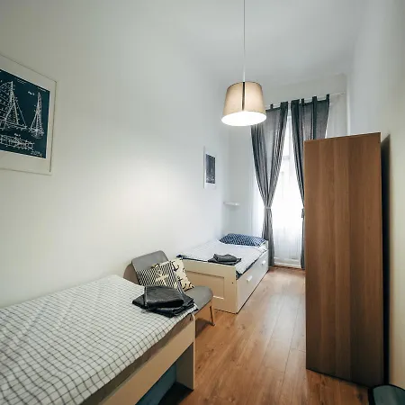 Hostel 111 *
